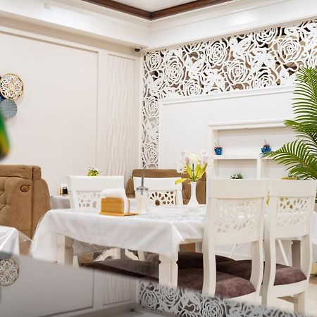 Meros Boutique Hotel Samarkand Bagian luar foto