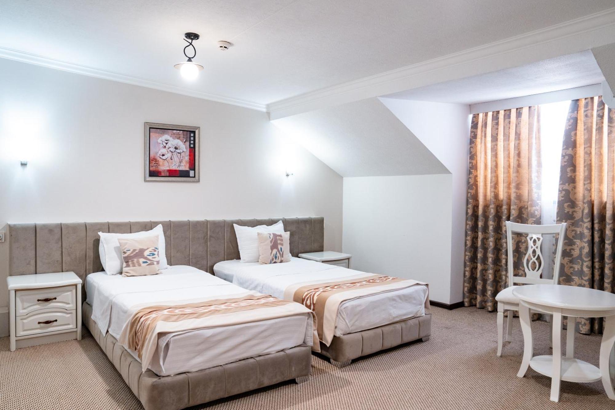 Meros Boutique Hotel Samarkand Bagian luar foto